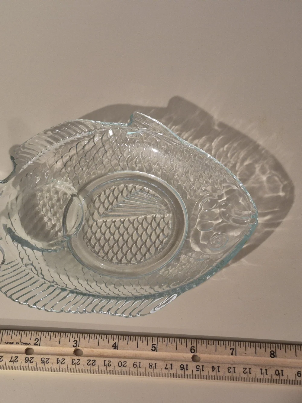 Vintage 8 Inch Clear Glass Fish Serving Plate